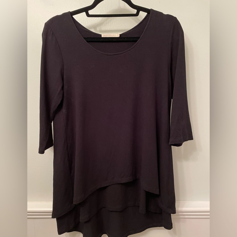 Testimony Los Angeles Black Tiered Flowy Blouse with Caped Back Size Medium